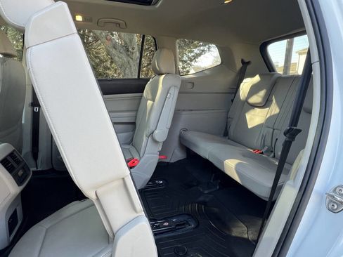 Used 2019 Volkswagen Atlas SEL image 40