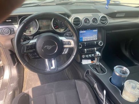Used 2018 Ford Mustang GT w/ GT Performance Package RWD image 5