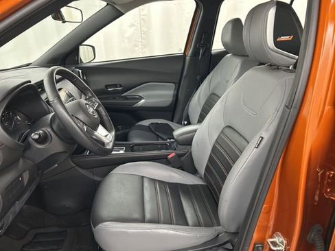 Used 2023 Nissan Kicks SR w/ SR Premium Package image 6