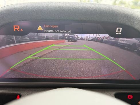 Used 2018 McLaren 720S RWD image 23