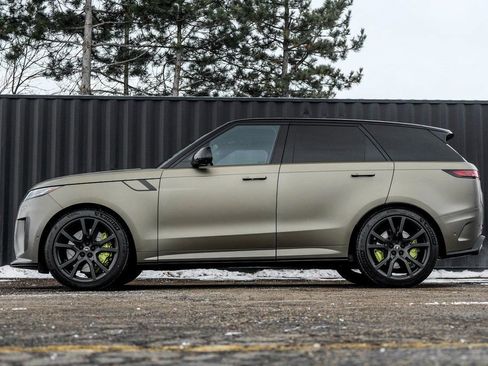 Used 2024 Land Rover Range Rover Sport SV Edition One Carbon Bronze AWD/4WD image 4