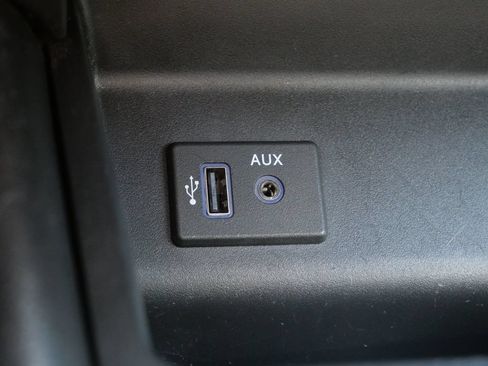 Used 2017 Nissan Altima 2.5 SV w/ Convenience Package FWD image 25