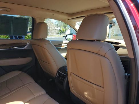 Used 2020 Cadillac XT5 Premium Luxury w/ Platinum Package image 24