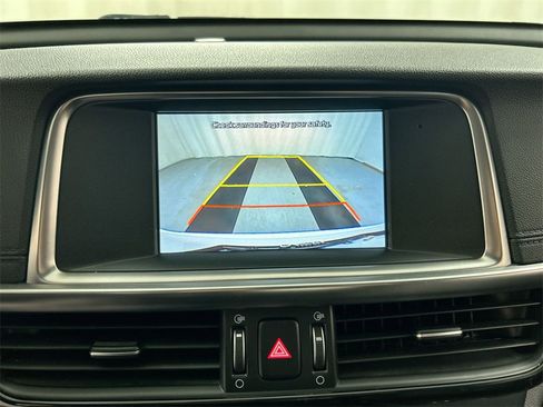 Used 2018 Kia Optima EX w/ Premium Package image 15