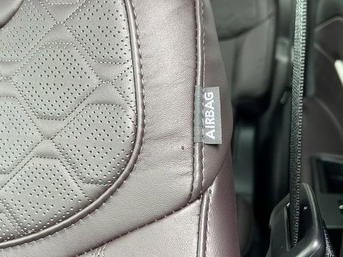 New 2026 Ford Explorer Platinum w/ LUX Leather Package image 17