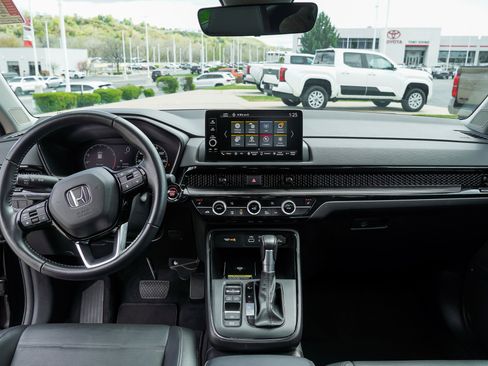 Used 2025 Honda CR-V EX-L image 32