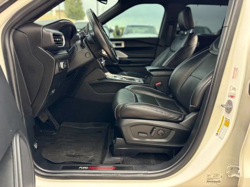 Used 2022 Ford Explorer ST w/ Equipment Group 401A AWD/4WD image 25