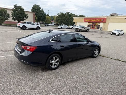 Used 2016 Chevrolet Malibu LS FWD image 4