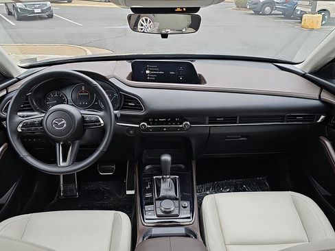 Used 2025 MAZDA CX-30 AWD 2.5 S w/ Premium Package image 8