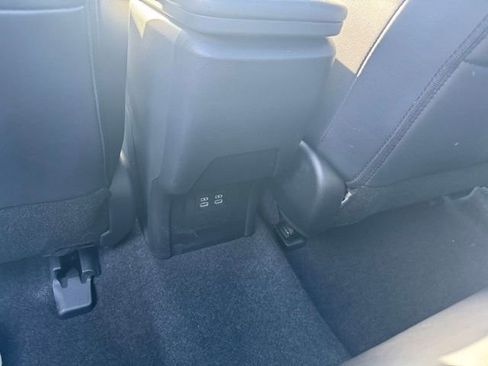 Used 2023 Toyota Prius XLE image 8