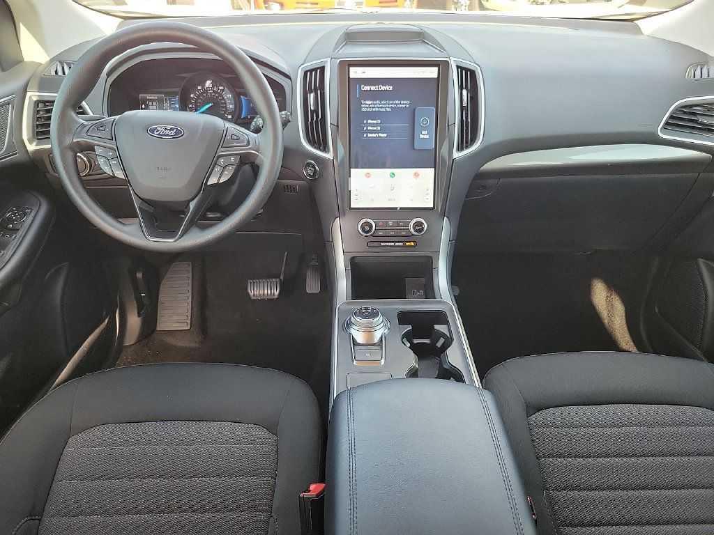 Used 2022 Ford Edge SE w/ Black Appearance Package AWD/4WD image 15