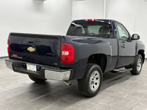 Used 2008 Chevrolet Silverado 1500 W/T w/ LS Package RWD image 2