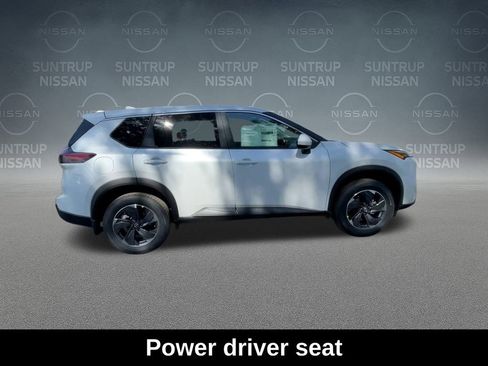 Used 2026 Nissan Rogue SV w/ Cold Weather Package image 11