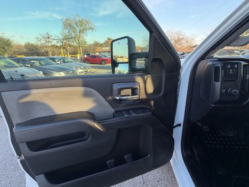 Used 2018 Chevrolet Silverado 2500 W/T w/ WT Convenience Package image 10