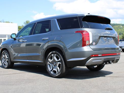 Used 2024 Hyundai Palisade SEL w/ Premium Package AWD/4WD image 12