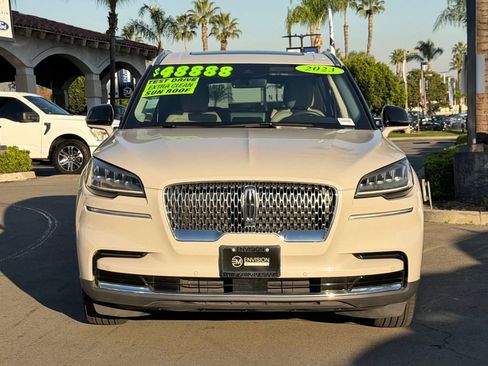 Used 2023 Lincoln Aviator Reserve image 3