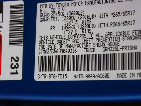 Used 2017 Toyota Tacoma TRD Sport w/ Tow Package image 56