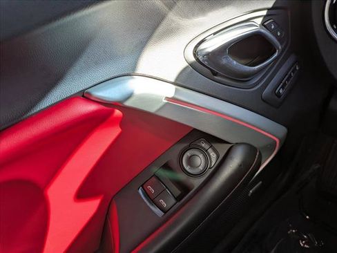 Used 2016 Chevrolet Camaro LT image 17