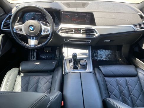 Used 2023 BMW X5 M50i w/ Climate Comfort Package AWD/4WD image 21