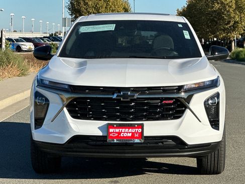 New 2026 Chevrolet Trax RS w/ Sunroof Package image 9