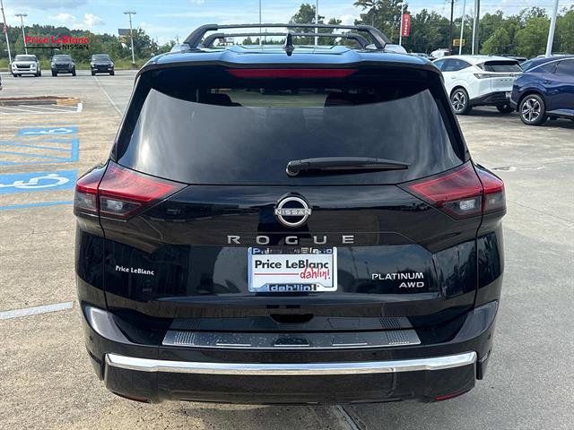 Certified 2026 Nissan Rogue Platinum w/ Platinum Premium Package AWD/4WD image 6