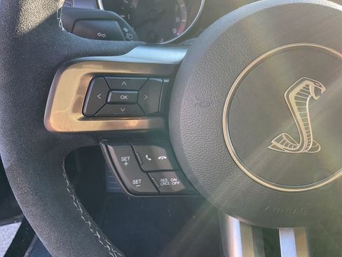 Used 2016 Ford Mustang Shelby GT350 w/ Track Package image 46