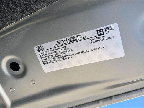 Used 2023 GMC Yukon XL AT4 w/ AT4 Premium Plus Package image 32