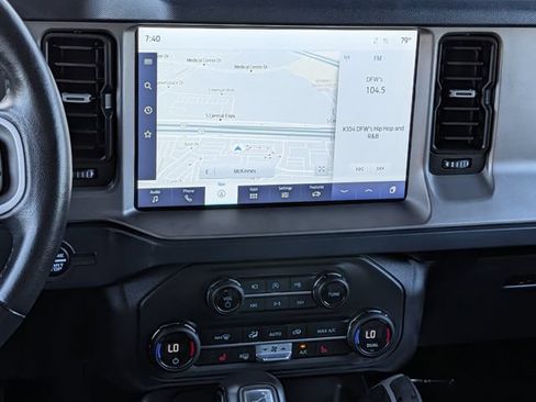 Used 2023 Ford Bronco Outer Banks AWD/4WD image 15