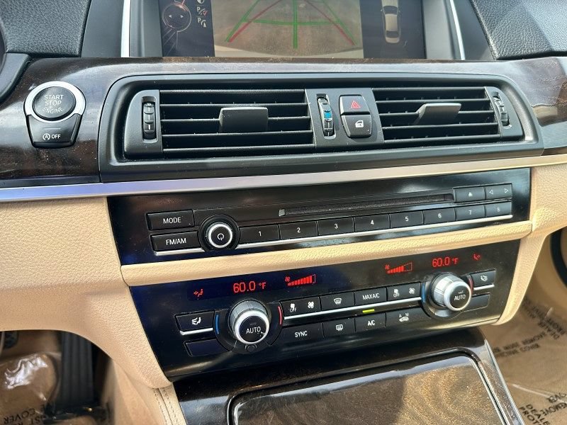 Used 2015 BMW 528i Sedan RWD image 25