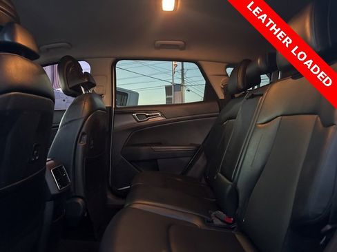 Used 2023 Kia Sportage EX image 19