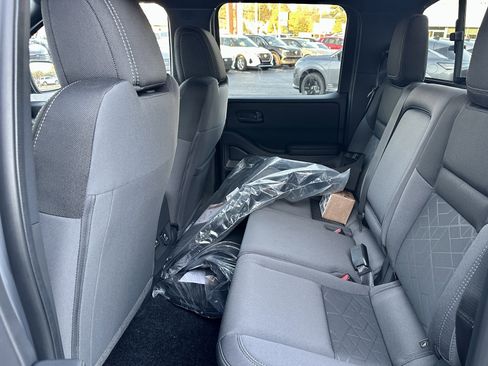 New 2026 Nissan Frontier SV image 34