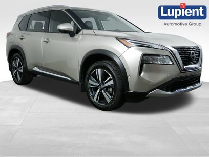 Used 2022 Nissan Rogue Platinum w/ Head-Up Display Package