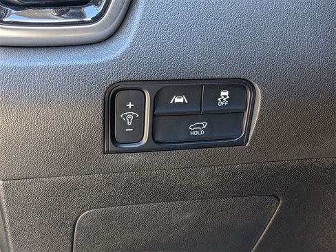 Certified 2022 Kia Sorento SX image 15