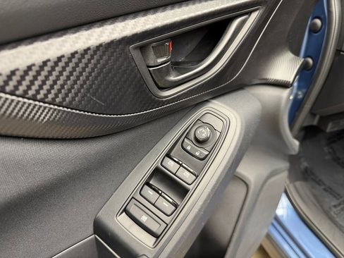 Used 2023 Subaru Crosstrek 2.0i image 10