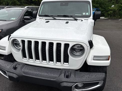 Used 2021 Jeep Wrangler Unlimited Sahara w/ Cold Weather Group AWD/4WD image 4