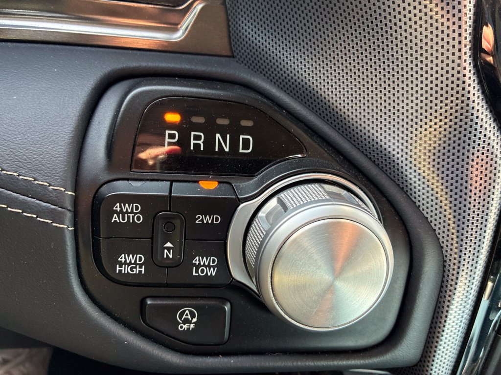 Used 2020 RAM 1500 Limited w/ Advanced Safety Group AWD/4WD image 13