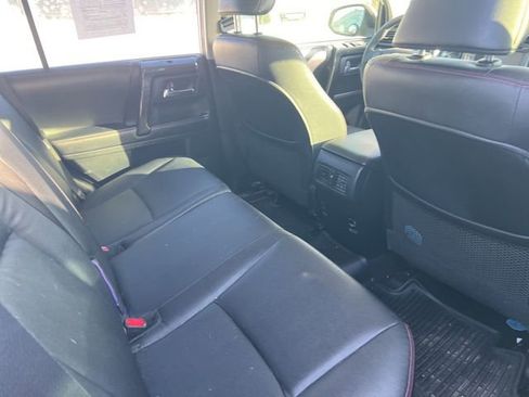 Used 2018 Toyota 4Runner TRD Off-Road Premium image 20