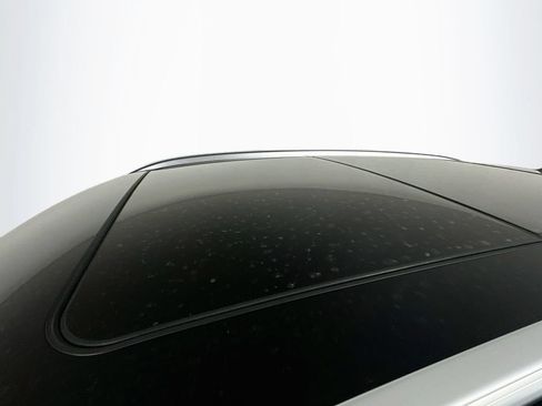 Used 2023 BMW X1 xDrive28i AWD/4WD image 30