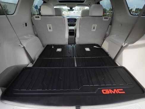 Used 2023 GMC Acadia Denali w/ Denali Ultimate Package image 37