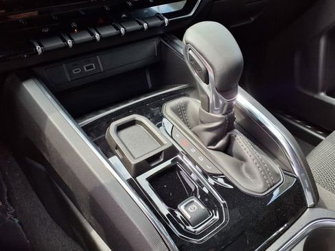 New 2025 GMC Canyon Elevation image 33