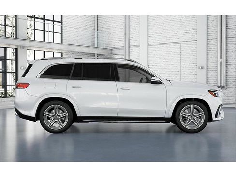 New 2026 Mercedes-Benz GLS 450 4MATIC image 16