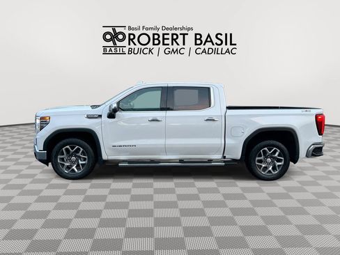 Used 2024 GMC Sierra 1500 SLT w/ SLT Premium Plus Package AWD/4WD image 5