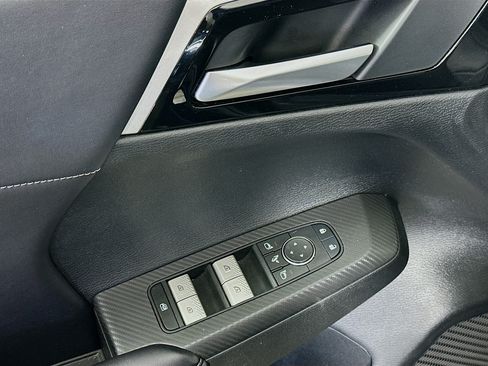 Used 2024 Mitsubishi Outlander SE FWD image 15