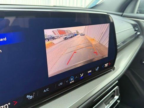 New 2026 Chevrolet Traverse LT image 15