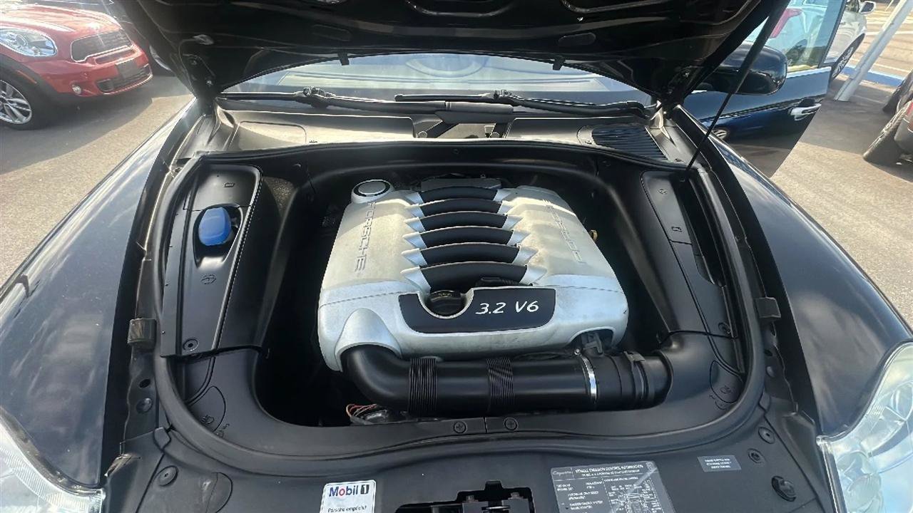 Used 2006 Porsche Cayenne AWD/4WD image 36