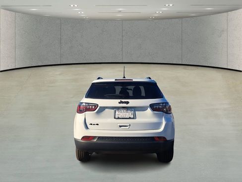 New 2026 Jeep Compass Latitude image 5