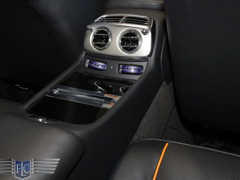 Used 2021 Rolls-Royce Dawn RWD image 22