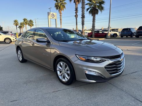 Used 2024 Chevrolet Malibu LT image 3