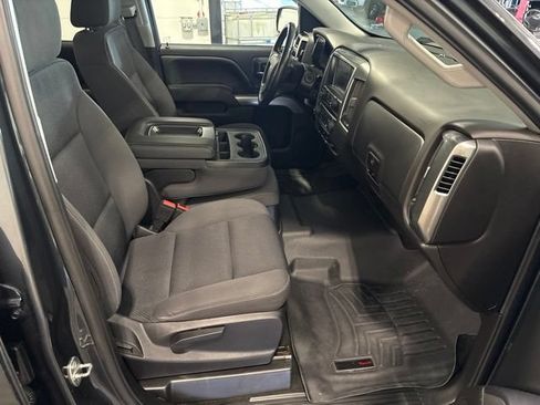 Used 2018 Chevrolet Silverado 1500 LT AWD/4WD image 39