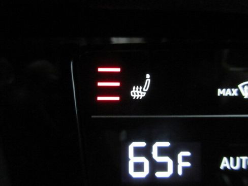 Used 2025 Volkswagen Jetta Sport image 22